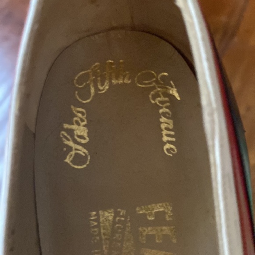 Vintage Salvatore Ferragamo for Saks Navy Red White Leather Pumps 7.5 AA - Picture 10 of 11